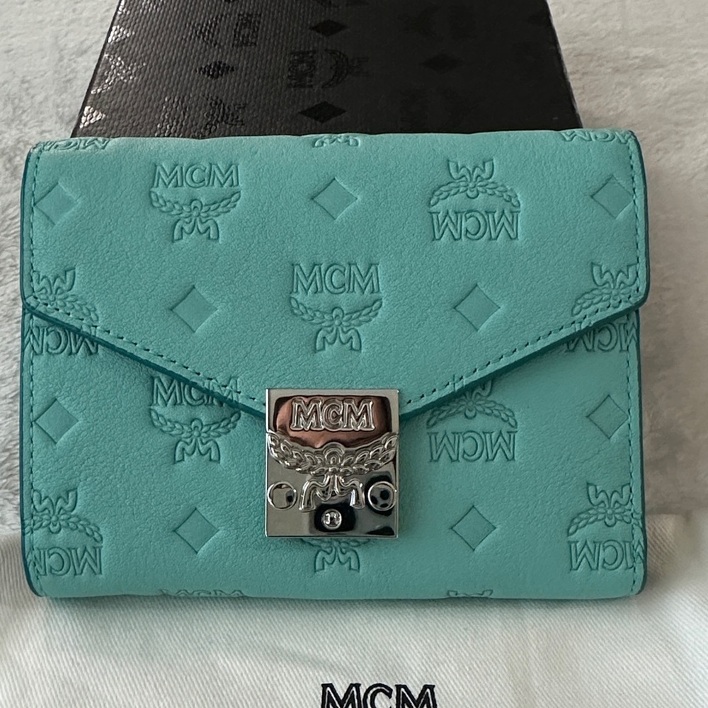 MCM Mint Green Embossed Logo Envelope Wallet with Silver-Tone Lock